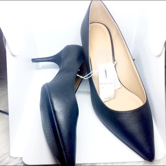 Old Navy Shoes - BNWT Old Navy Black Heels